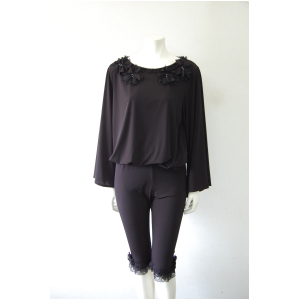 新作、薄手黒トレーナー＆レギンスできました！